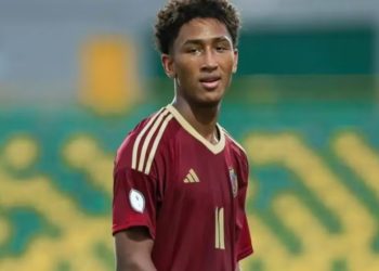 Una joya del fútbol venezolano y otros jugadores siguen desaparecidos tras doble sismo