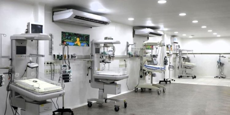 Hospital General de San Lorenzo duplica capacidad de terapia intensiva neonatal