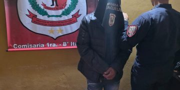 Quería levantar su orden de captura, consultó a ChatGPT y terminó detenido