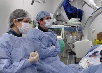 IPS realizó con éxito la primera trombectomía venosa cerebral del país