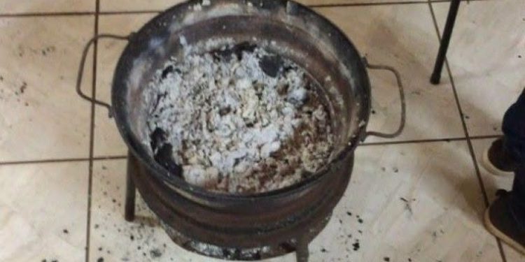 Adolescente permanece en terapia intensiva tras intoxicarse con monóxido de carbono por un brasero