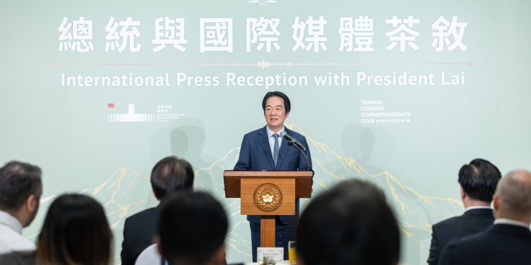 Taiwán espera «lo antes posible» una venta de armas de EE.UU por USD 14.000 millones