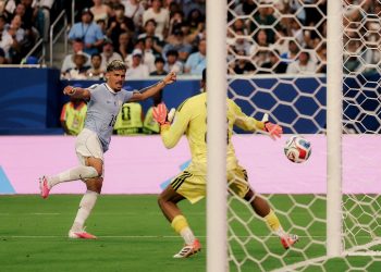 Mundial 2026: Maxi Araújo se viste de héroe y rescata el 1-1 para Uruguay ante Arabia Saudí