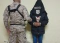 Fue a buscar a su hijo detenido y también quedó arrestada