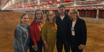 Golazo fuera de cancha de Mathías Villasanti; inauguró su granja avícola