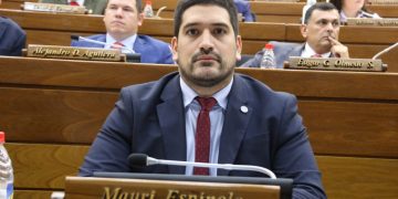 Fiscalía investiga por homicidio culposo al diputado Mauricio Espínola