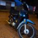 Buscaban una moto robada y descubrieron que el dueño se la olvidó haciendo compras