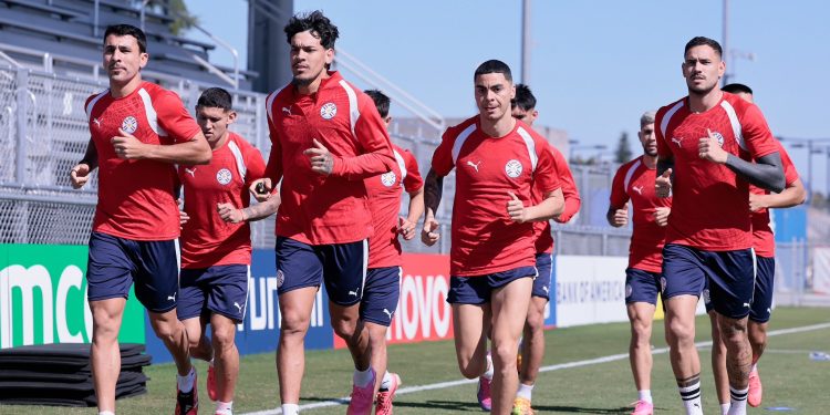 La Albirroja sigue preparándose con miras al duelo vital contra Turquía