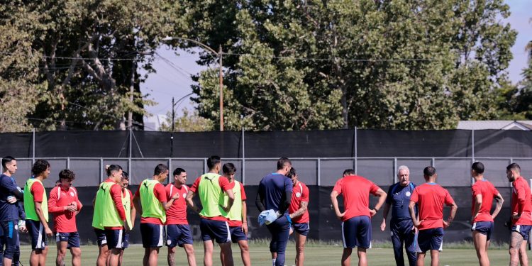 Paraguay entrenó con miras al partido por la clasificación contra Australia