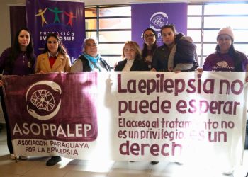 Pacientes con enfermedades raras exigen reposición urgente de medicamentos