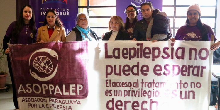 Pacientes con enfermedades raras exigen reposición urgente de medicamentos