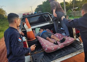 Policías asisten parto de emergencia dentro de una patrullera en Concepción