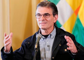Bolivia: Paz podrá recurrir al Ejército para desbloquear rutas en protestas