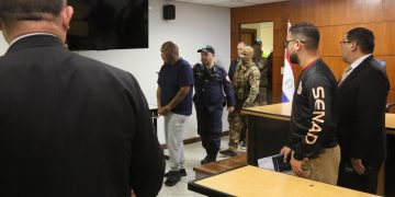 Decretan prisión preventiva para los tres estadounidenses detenidos por megacarga de hachís