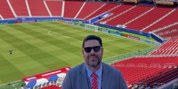 FIFA cancela credencial al periodista «Chipi» Vera tras duros insultos en vivo