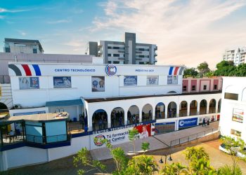 Universidad privada obtiene visto bueno del CONES para trasladar filial de Medicina a Asunción