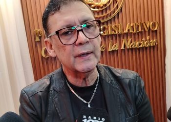 Exsenador asegura que Kattya González cayó en los mismos vicios que criticaba