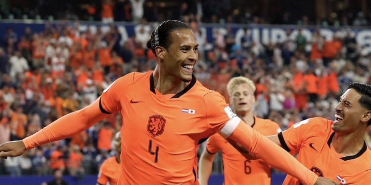Virgil van Dijk, en contra de la pausa de hidratación en el Mundial