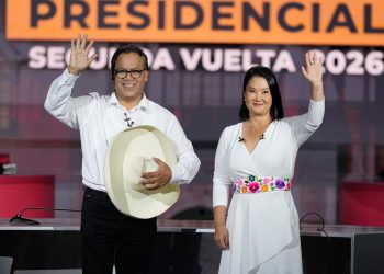 Perú al límite: Sánchez plantea “revisión exhaustiva” del escrutinio