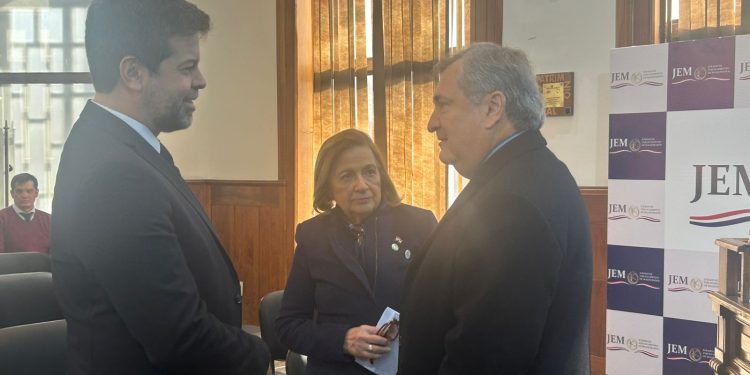 Presidenta del JEM plantea una reforma para reemplazar a los políticos por académicos
