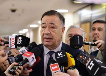 Proponen emitir bonos por USD 304 millones para blindar la provisión de medicamentos en el IPS