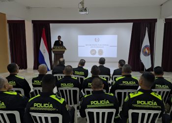 SENAD recibe a delegación de la Policía Nacional de Colombia para fortalecer lucha contra el narcotráfico
