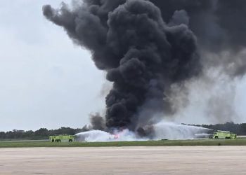 Mueren piloto y copiloto de avión que se estrelló en República Dominicana