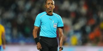 El árbitro somalí vetado por Estados Unidos pitará la final de la Supercopa de Europa
