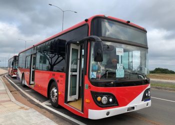El área metropolitana ya cuenta con 70 buses eléctricos en circulación