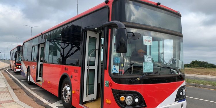 El área metropolitana ya cuenta con 70 buses eléctricos en circulación