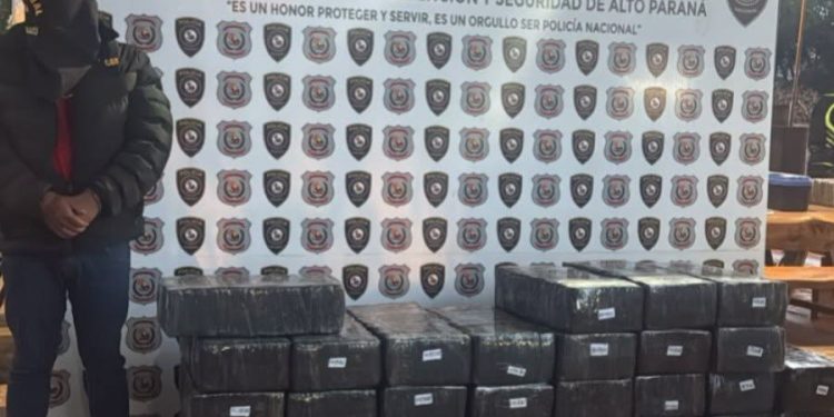 Operativo terminó con un detenido y más de 850 kilos de droga incautados