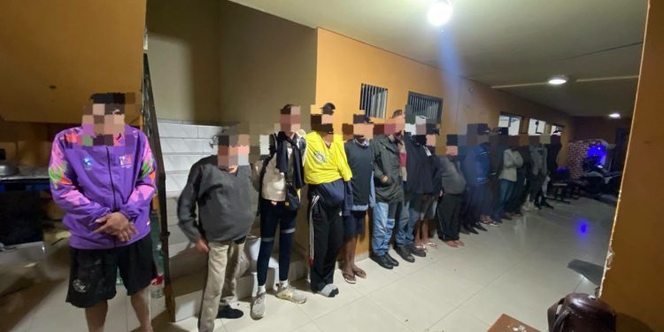 Un detenido, tres aprehendidos y 18 cuidacoches demorados en Asunción