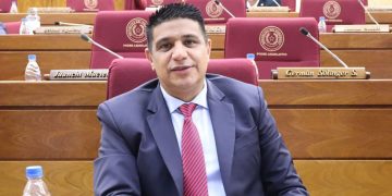 Diputado anticipa una «señal inédita» del Ejecutivo con un reajuste del salario mínimo superior al técnico