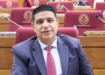 Diputado anticipa una «señal inédita» del Ejecutivo con un reajuste del salario mínimo superior al técnico
