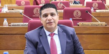 Diputado anticipa una «señal inédita» del Ejecutivo con un reajuste del salario mínimo superior al técnico