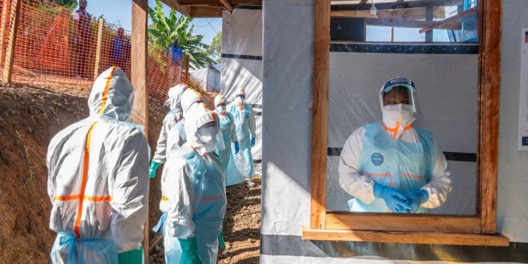 Brasil e Italia monitorean casos sospechosos de ébola