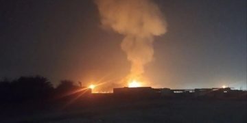 Reportan 13 fallecidos tras explosión en infraestructura clave de gas en Qatar