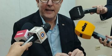 Filizzola cuestiona fallo de la Corte y advierte que se validó una expulsión sin notificación previa