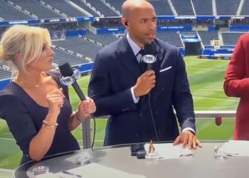 Henry cargó contra la FIFA por el veto al español en las conferencias