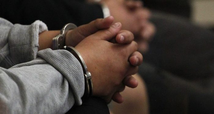 Sentencian a  hombre que asesinó a su cuñado adolescente en medio de un ataque violento a su pareja