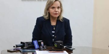 Senadora defiende el proyecto que busca agilizar el divorcio por mutuo acuerdo