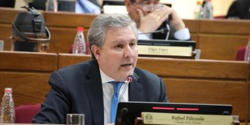 Filizzola denuncia «negociado burdo» en licitación de 5G