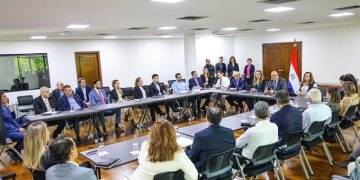 CIFARMA acepta propuesta de MEF, pero aclara que es solo una solución parcial para las deudas