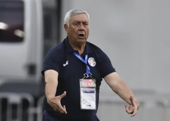 El histórico Carlos Jara Saguier pide mantener vivos los sueños dentro de la Selección