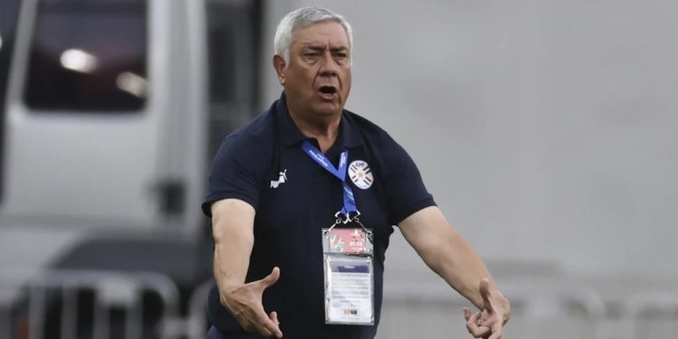 El histórico Carlos Jara Saguier pide mantener vivos los sueños dentro de la Selección