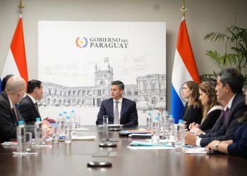 Santiago Peña ratifica que Paraguay está listo para Cumbre del Mercosur tras coordinar reuniones técnicas
