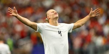 Noruega vence a Costa de Marfil con gol decisivo de Haaland y será rival de Brasil en octavos de final