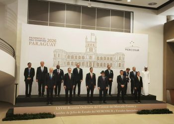 Cumbre del Mercosur en Asunción: Jefes de Estado firman declaraciones clave sobre soberanía, democracia y asistencia humanitaria
