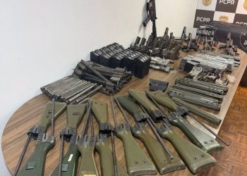Decomisan 459 kilos de drogas y armas por valor de más de 22 millones de reales