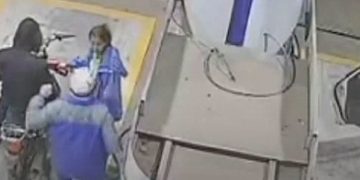 Tras agresión en estación de servicio, hombre pidió disculpas y alegó crisis emocional
